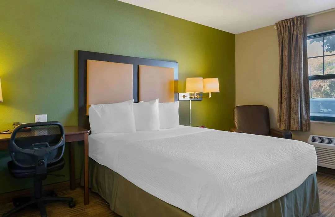Extended Stay America Suites - Detroit - Metropolitan Airport-1